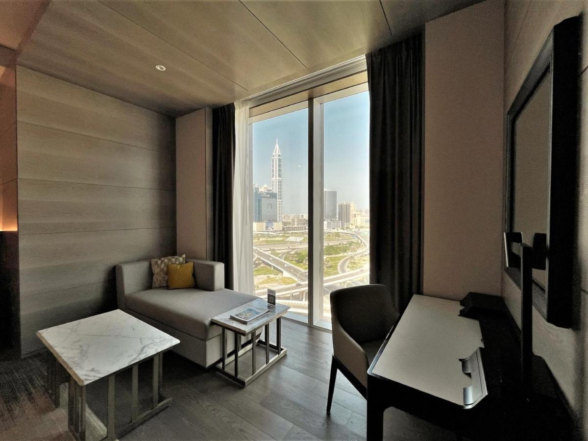 Superior Room King Bed Golf View
