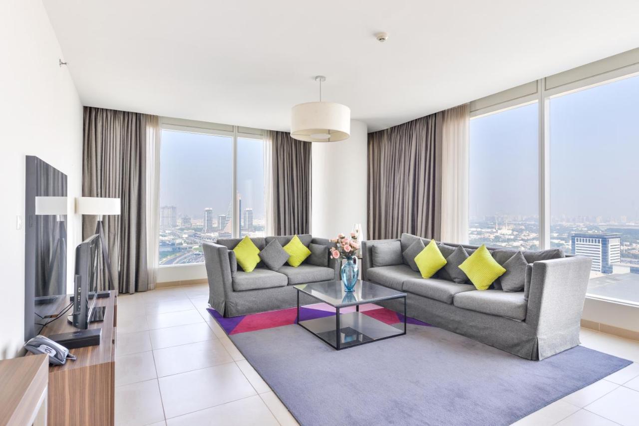 One Bedroom Deluxe Apartment