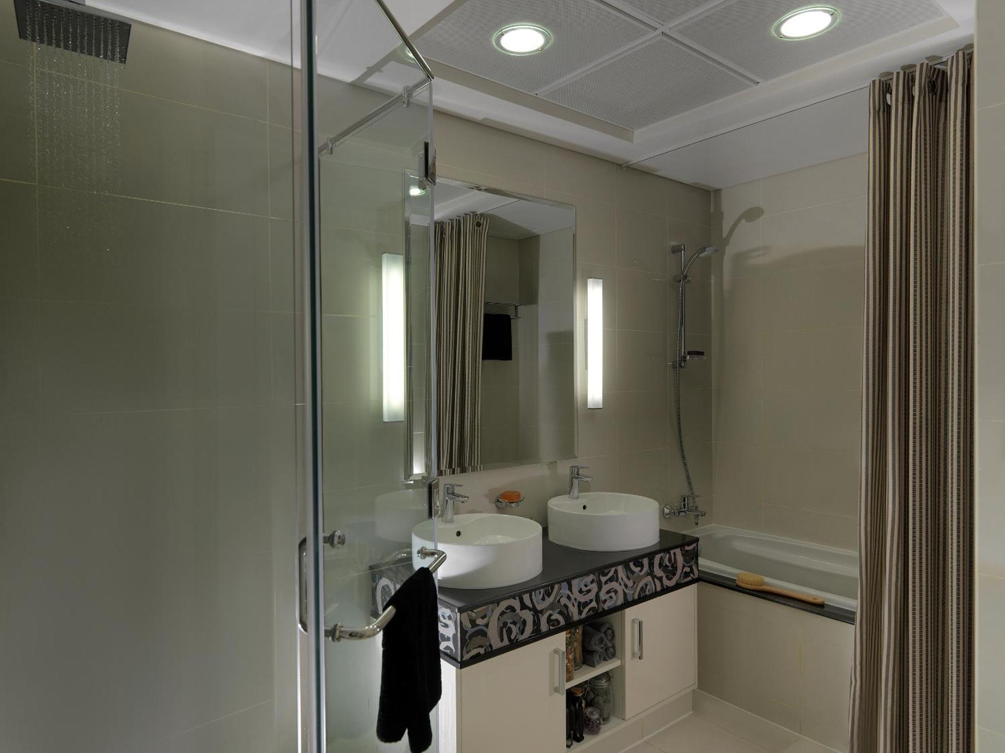 Two Bedroom-Suite 24 hour