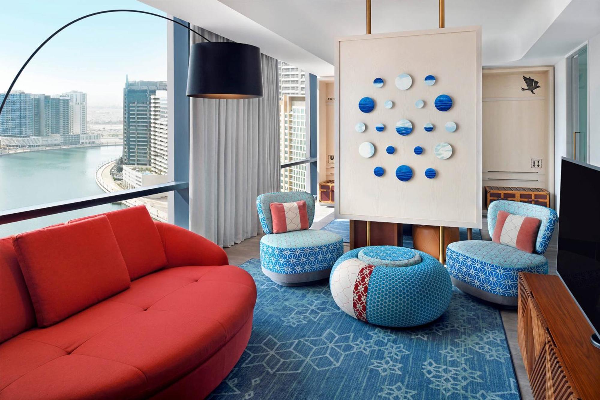 One-Bedroom Suite Creek View High Floor