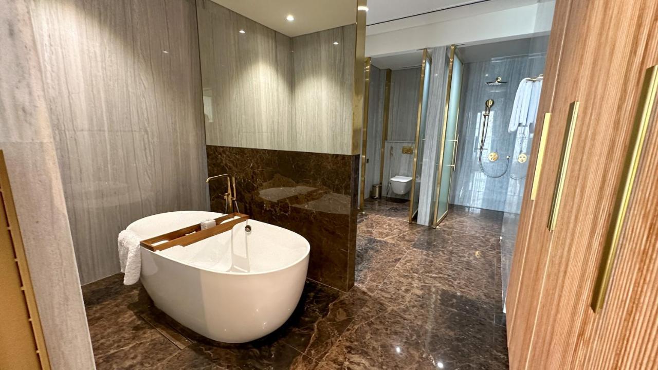 Monaco Suite