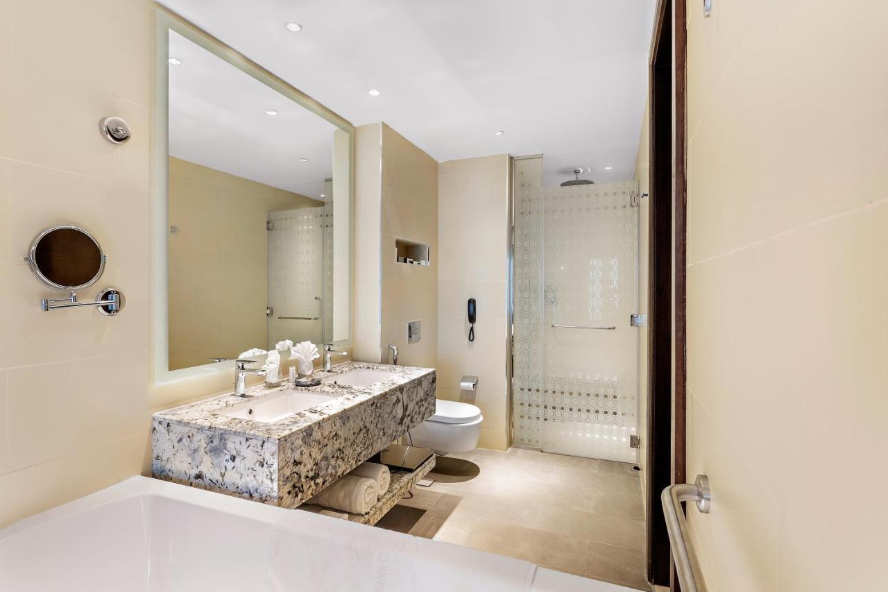 Luxury King Room,1405041242:JPEG