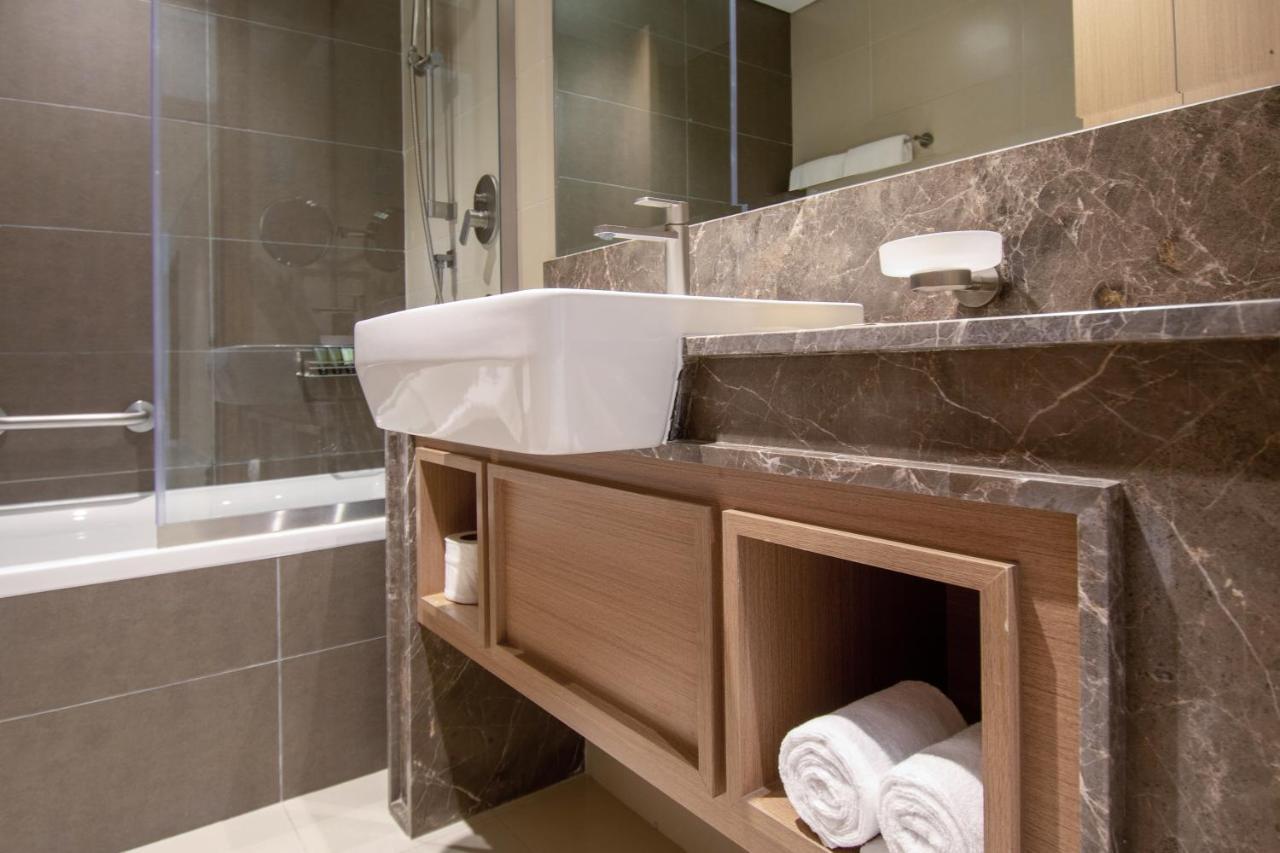 Elite Two-Bedroom Apartment With Terrace - Inclusive of complimentary shuttle bus to Deira City Center & Dubai Festival City Mall