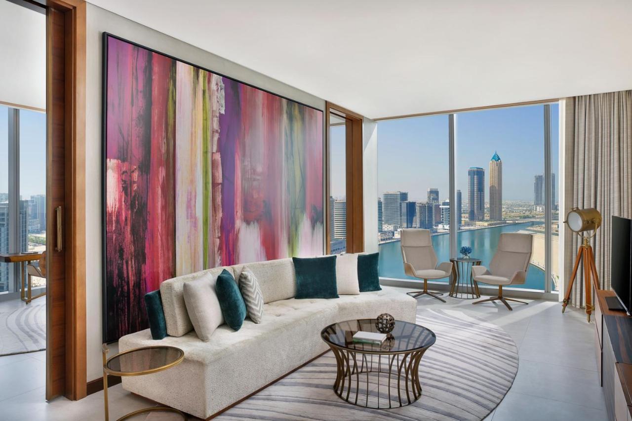 St Regis King Suite Canal View including Signature St Regis Butler Service,1419291000:JPEG