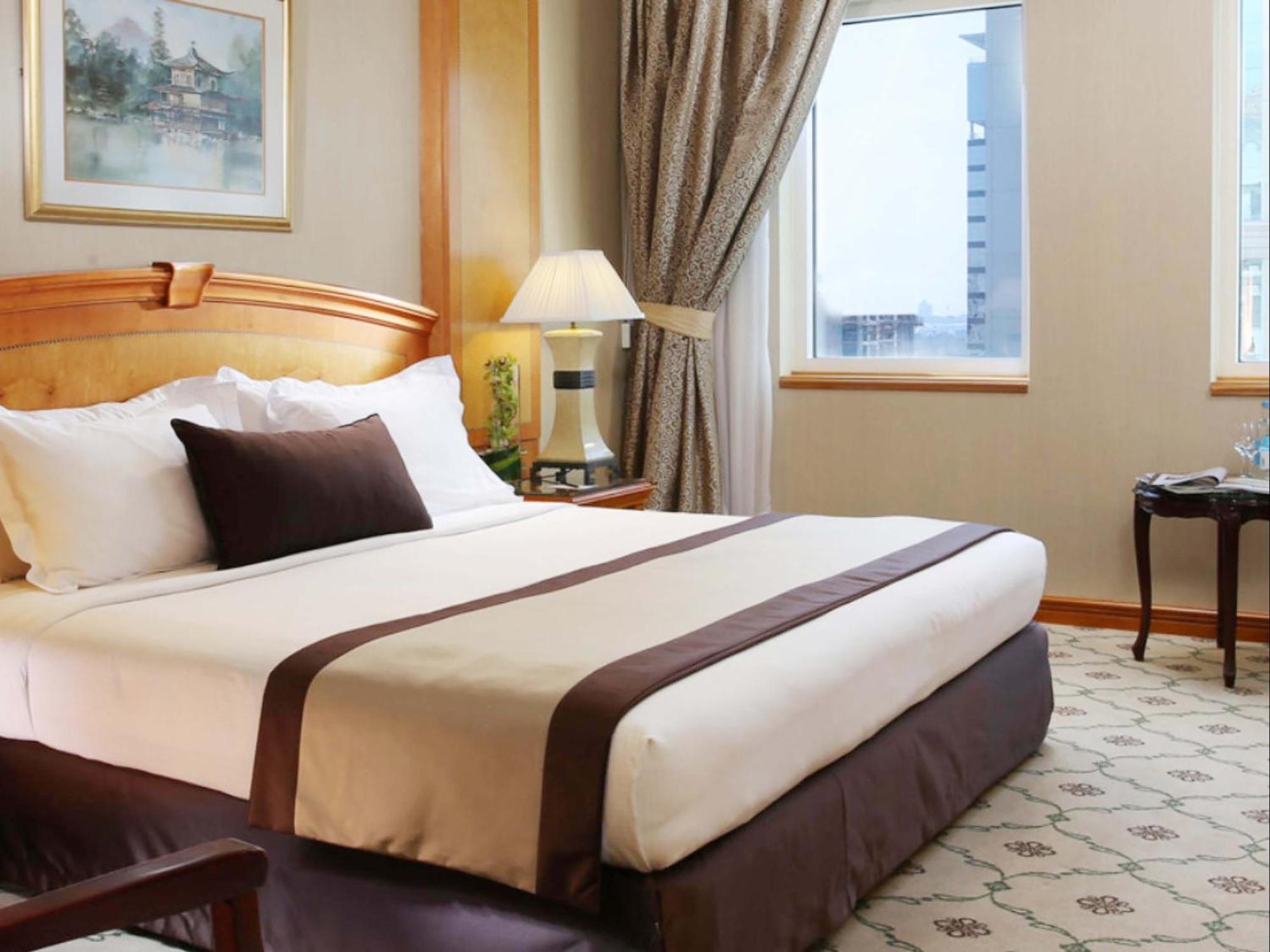 King Room with 20% discount on F&B
