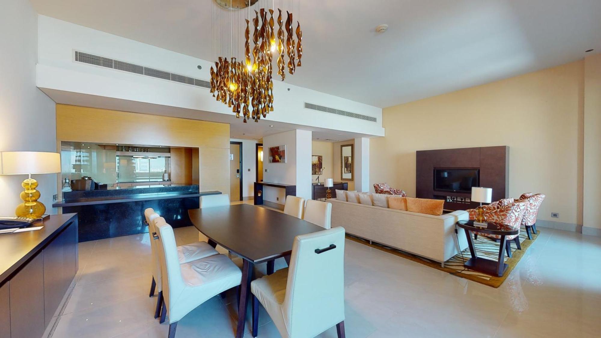 Three Bedroom Apartment Burj Khalifa Skyline View