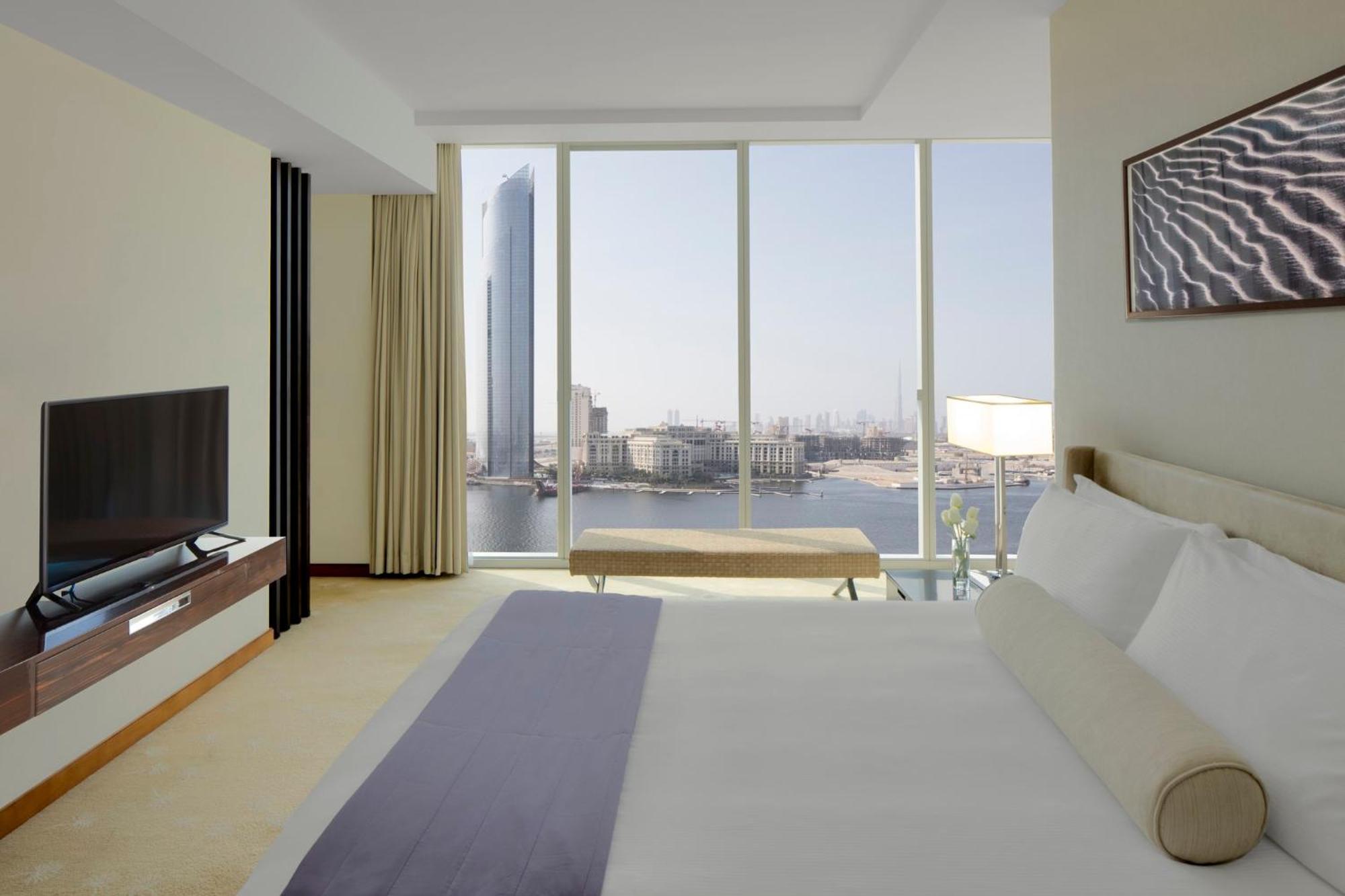 One-Bedroom Waterfront Apartment,1608294035:JPEG
