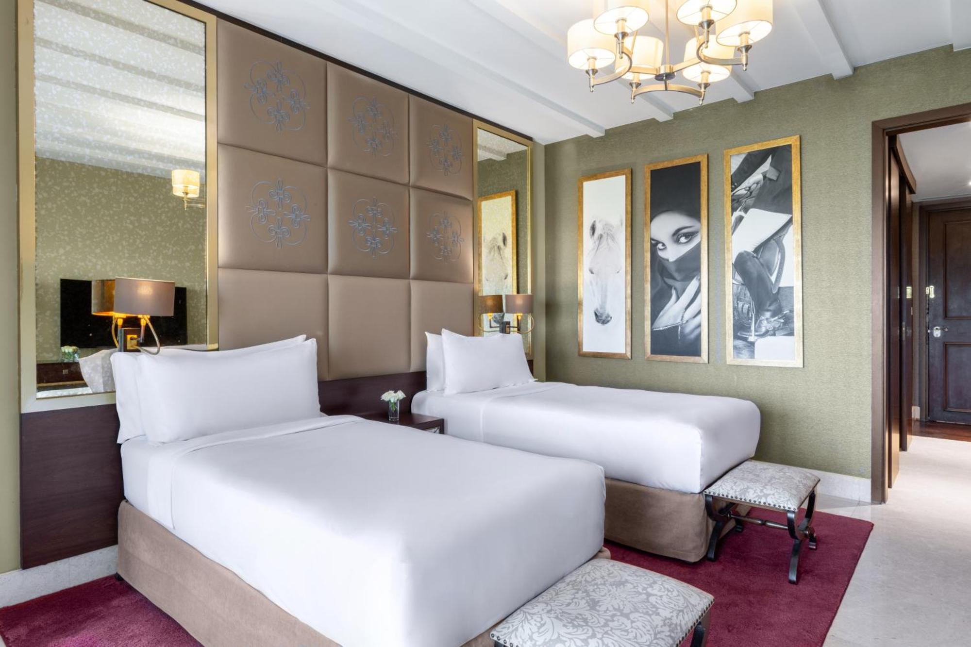 Deluxe Polo View Room