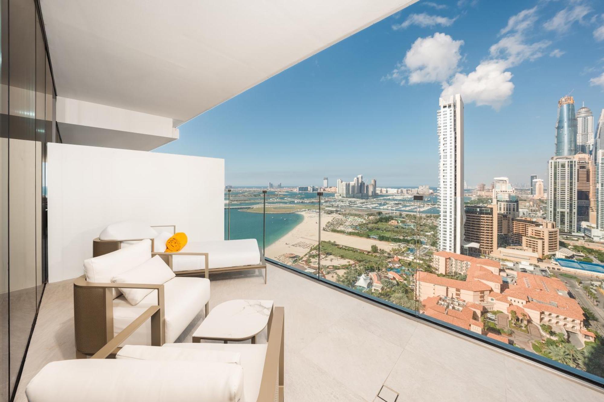 Superior Studio Sea View Including Gala & Party