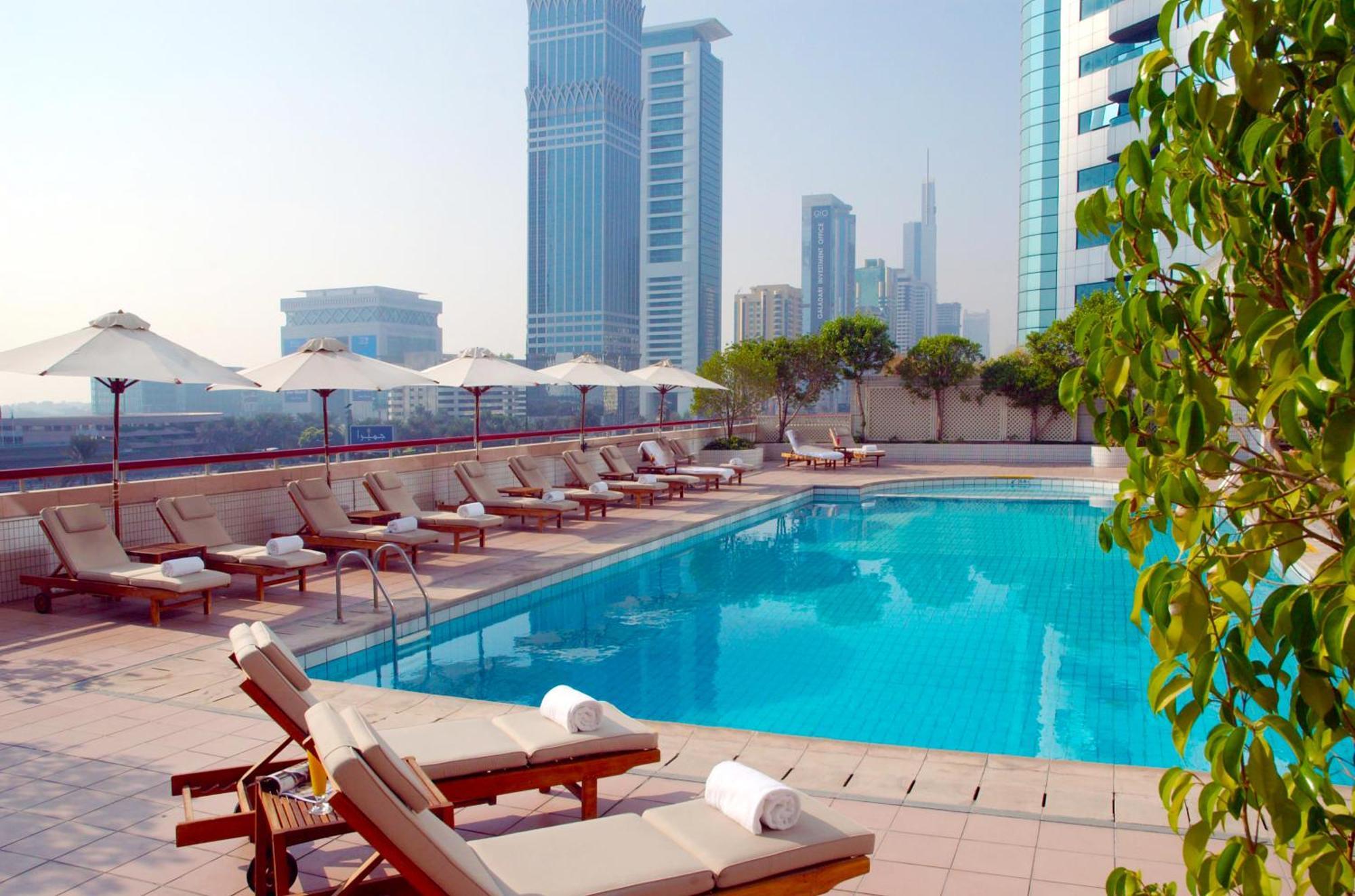 Deluxe Room Sheikh Zayed Road View