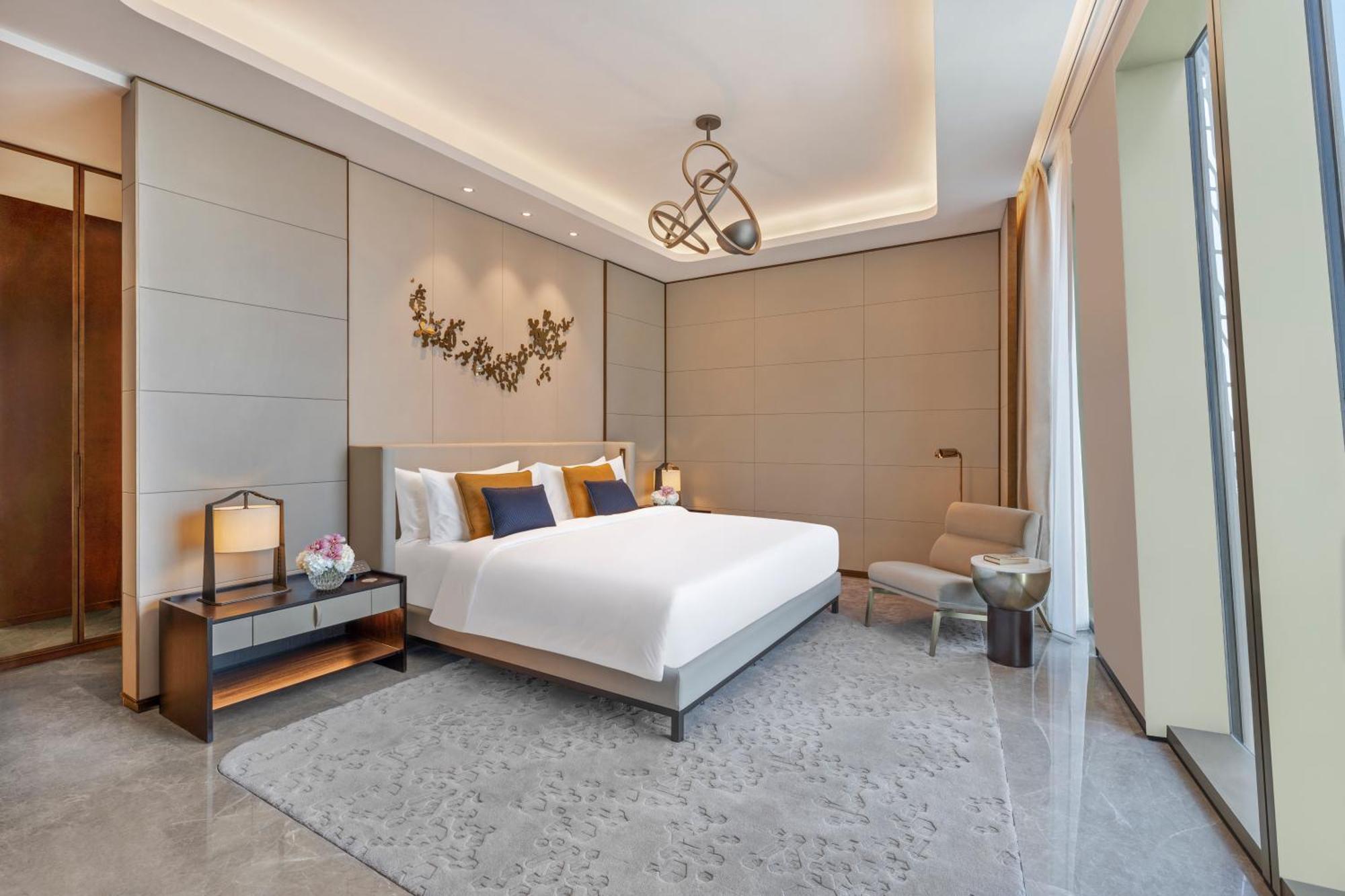 One-Bedroom City View Suite
