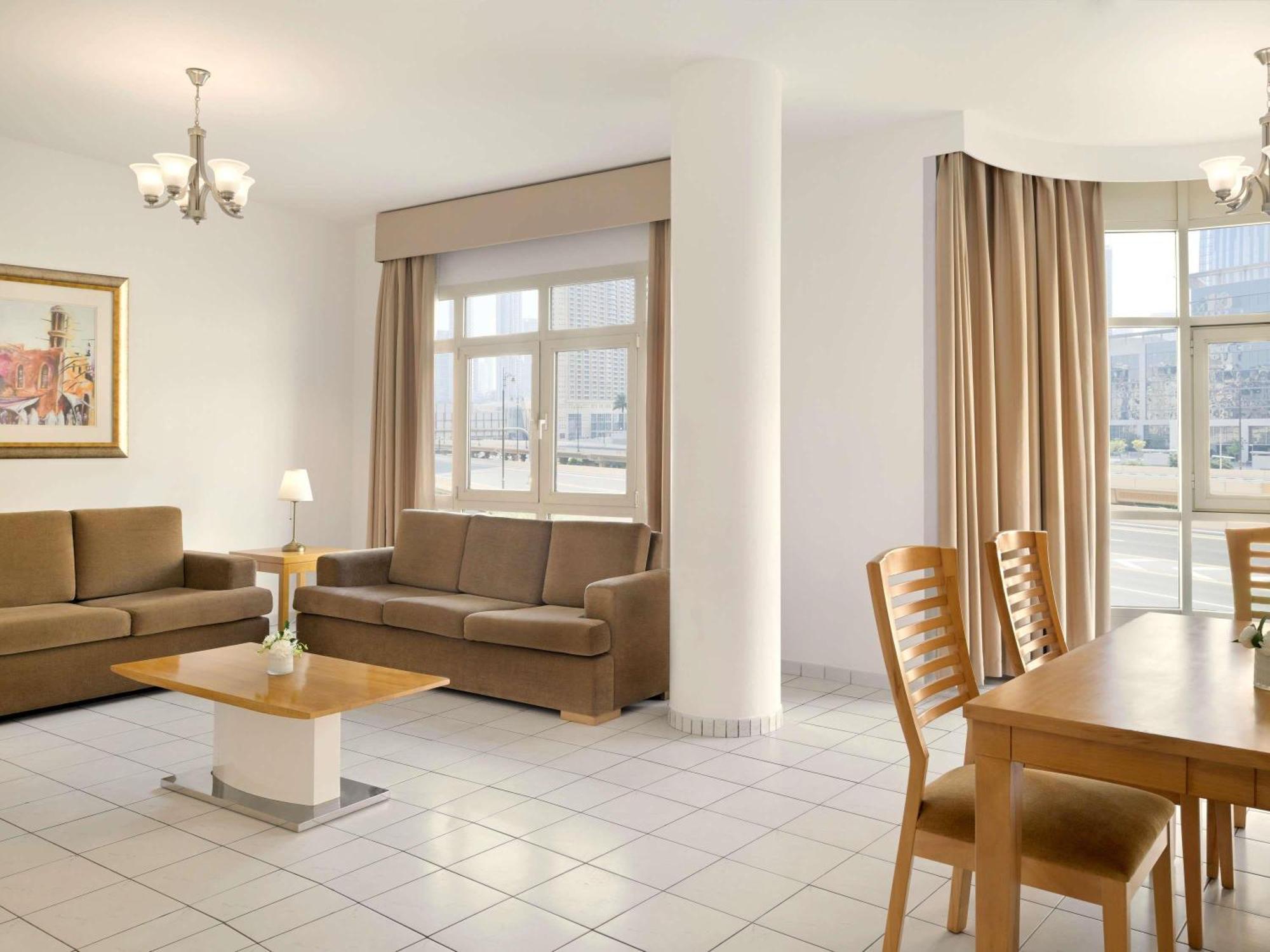 Three-Bedroom Deluxe Apartment