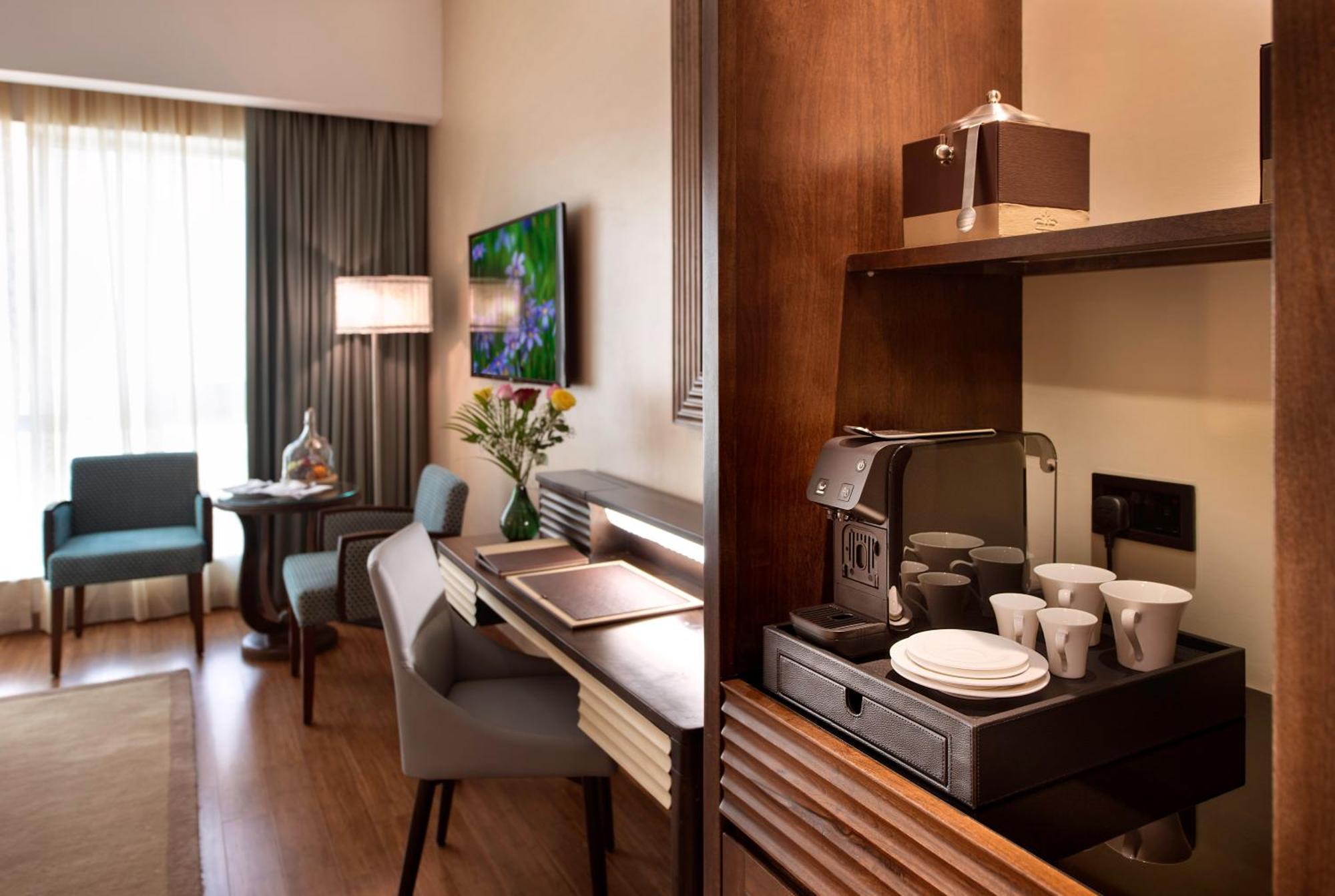 Deluxe Twin Room Marina View Early check 11am & late check-out at 4pm on food & beverage valid until 15 September 2026 only