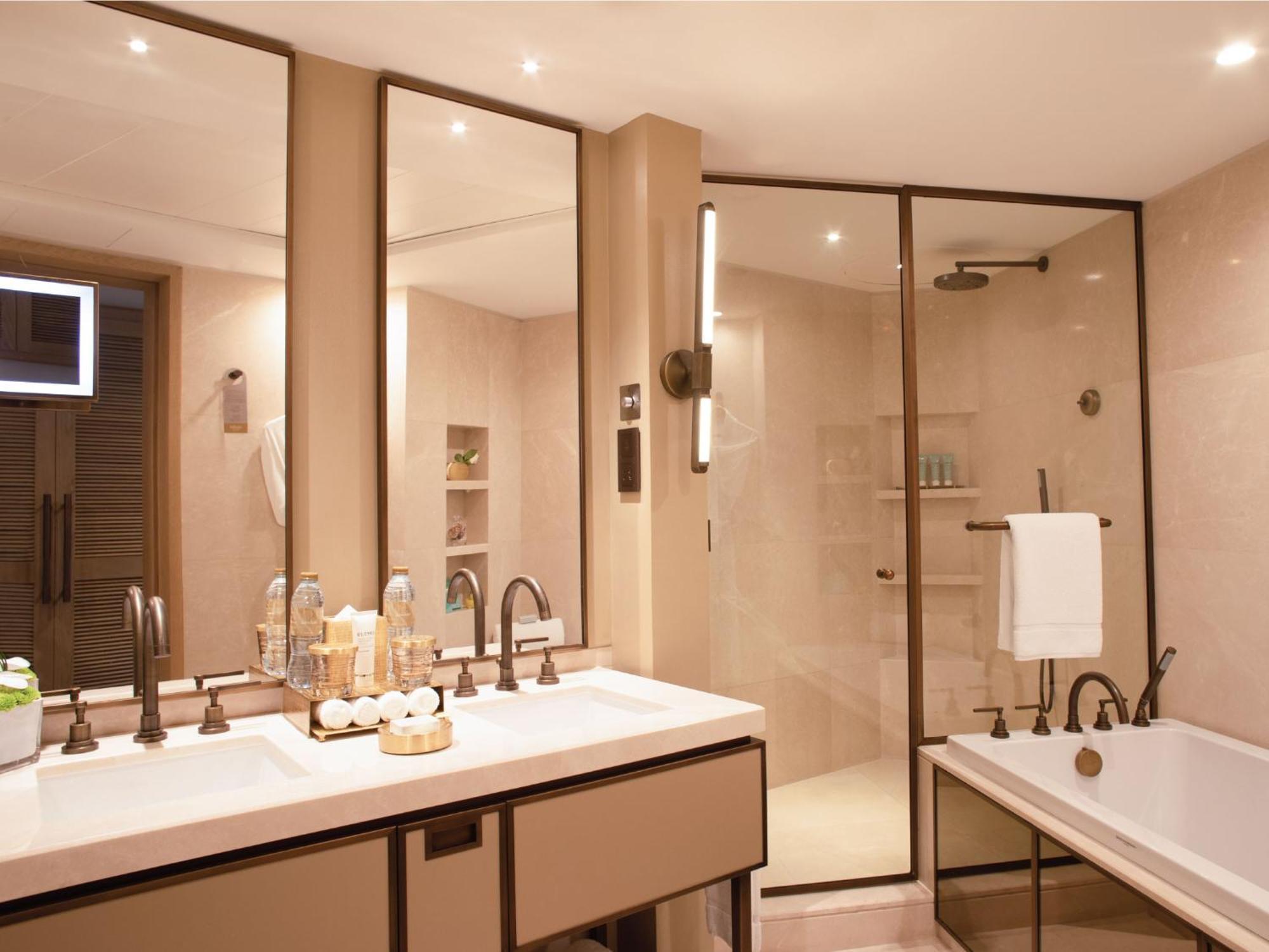 One Bedroom Ocean View Suite with Private Terrace  - includes Daily Breakfast & Afternoon Tea, Evening Drinks & Canapes, Club Lounge access with all-day refreshments,1187041408:JPEG