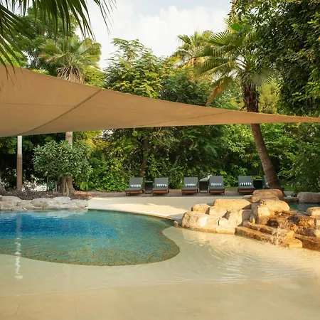 Le Meridien Mina Seyahi Beach Resort & Waterpark-3