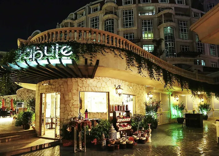 Dubai Hotels 5 StarSwissotel Al Murooj